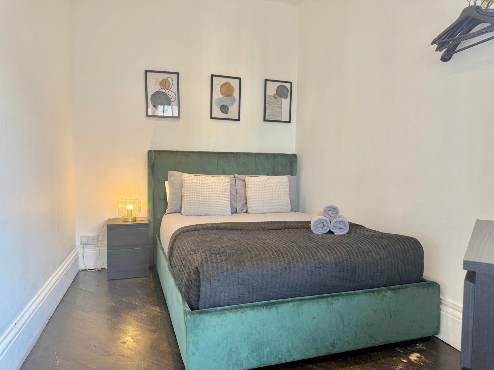1-bedroom In Shoreditch, Old Street, Hoxton Apartment