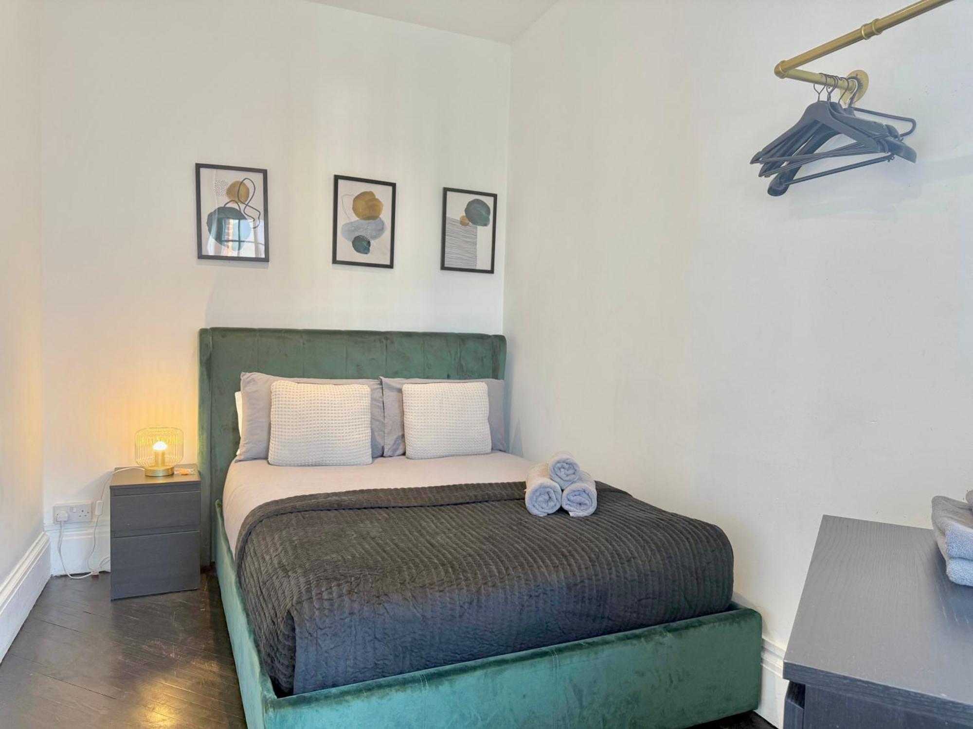 1-bedroom In Shoreditch, Old Street, Hoxton Apartment